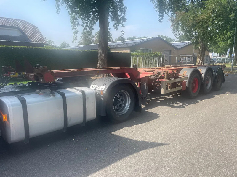 Renders 2x 20 1x 30 1x 40 in prijs verlaagt - Semireboque transportador de contêineres/ Caixa móvel: foto 1 Renders 2x 20 1x 30 1x 40 in prijs verlaagt - Semireboque transportador de contêineres/ Caixa móvel: foto 1