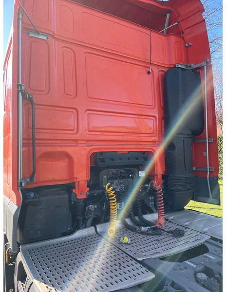 DAF XF 440 XF440 Daf Nieuwe tachograaf “”””””” Hand geschakeld - Tractor: foto 4 DAF XF 440 XF440 Daf Nieuwe tachograaf “”””””” Hand geschakeld - Tractor: foto 4