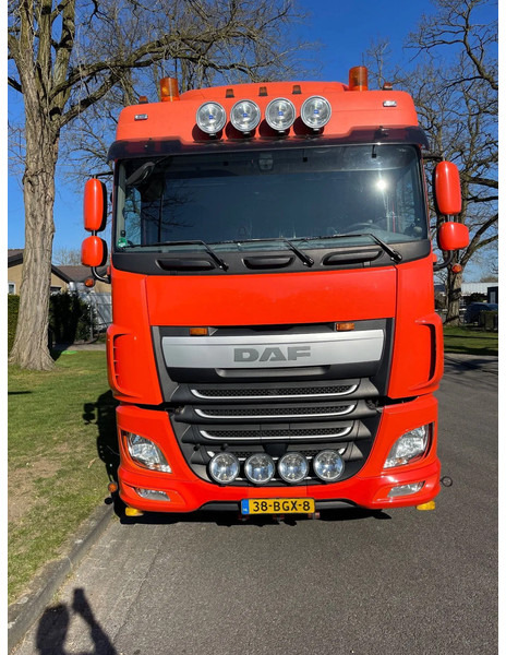 DAF XF 440 XF440 Daf Nieuwe tachograaf “”””””” Hand geschakeld - Tractor: foto 2 DAF XF 440 XF440 Daf Nieuwe tachograaf “”””””” Hand geschakeld - Tractor: foto 2