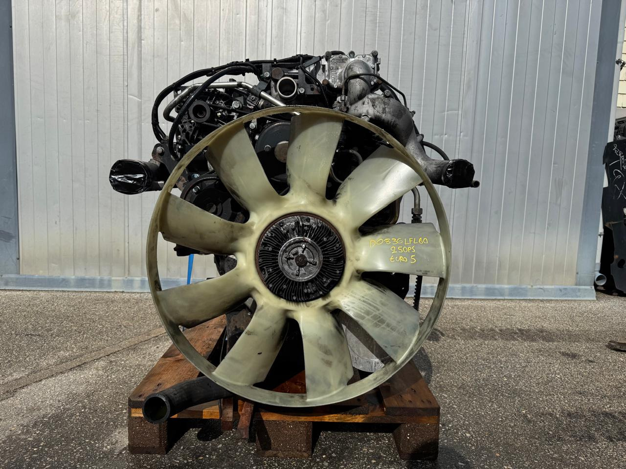ENGINE MAN TGM D0836LFL60 EURO 5 250PS - Motor e peças: foto 2 ENGINE MAN TGM D0836LFL60 EURO 5 250PS - Motor e peças: foto 2