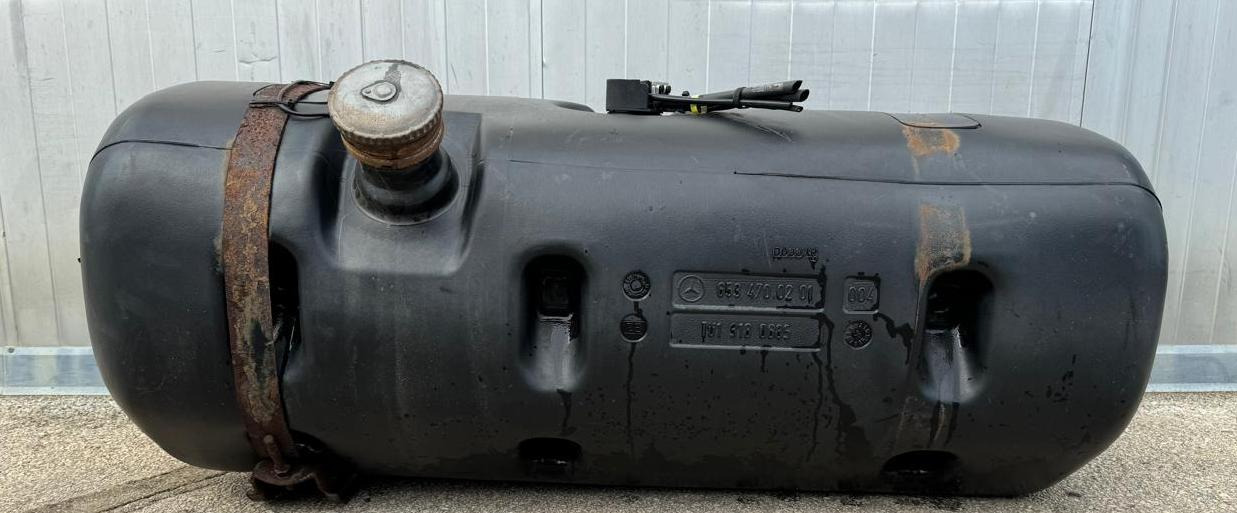 FUEL TANK MERCEDES AXOR - Tanque de combustível: foto 1 FUEL TANK MERCEDES AXOR - Tanque de combustível: foto 1