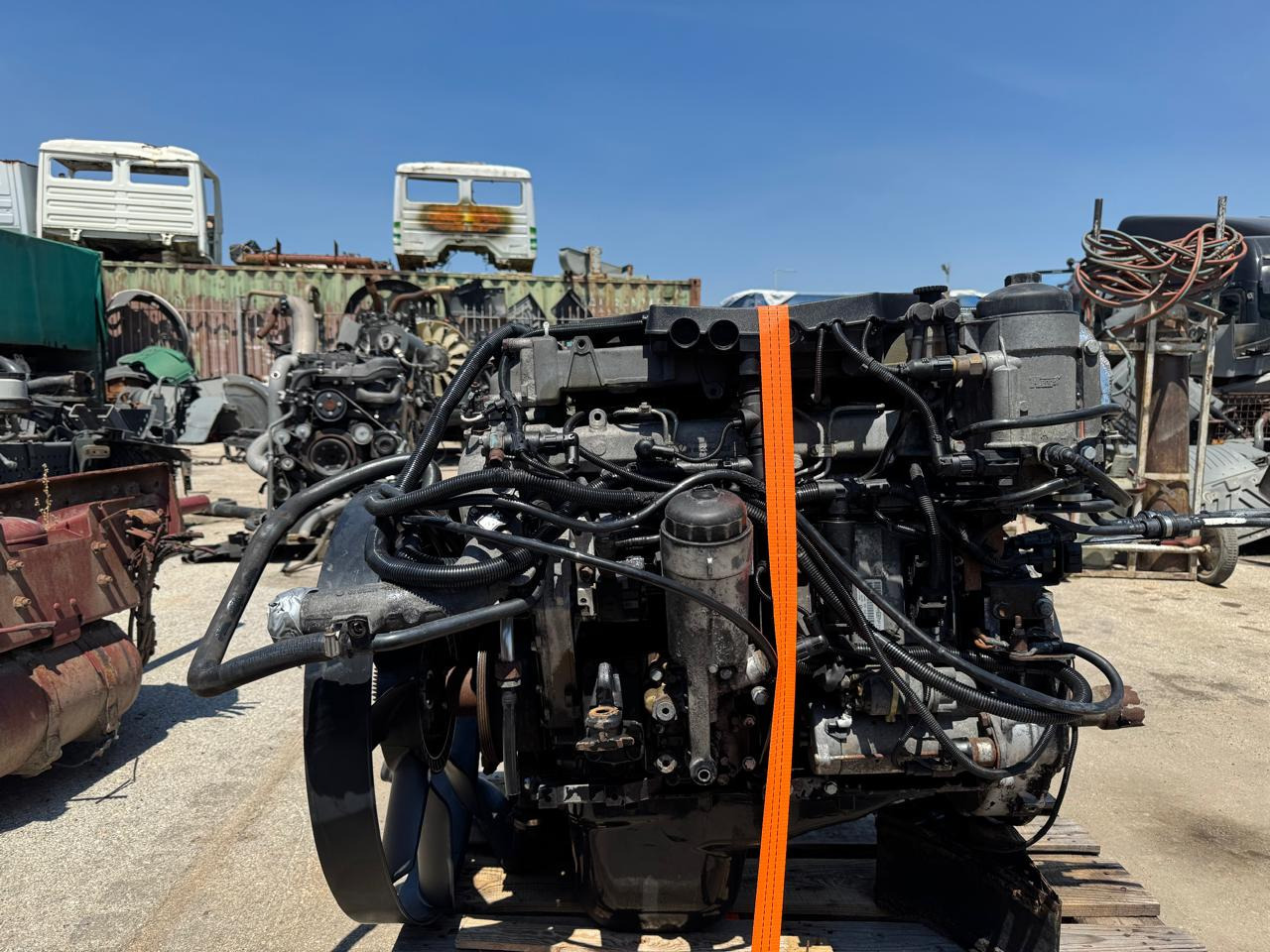 MAN TGL D0834LFL42 210PS EURO 3 - Motor: foto 3 MAN TGL D0834LFL42 210PS EURO 3 - Motor: foto 3