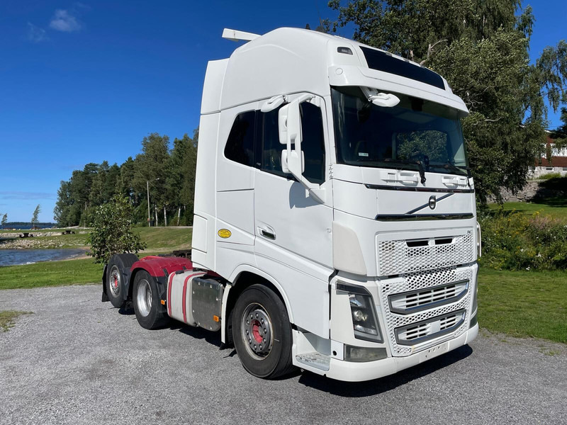 Volvo FH16 600 - Tractor: foto 1 Volvo FH16 600 - Tractor: foto 1