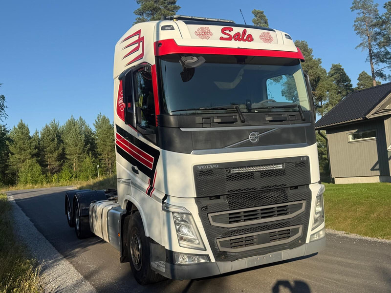Volvo FH460 Globe 2016 - Caminhão chassi: foto 4 Volvo FH460 Globe 2016 - Caminhão chassi: foto 4