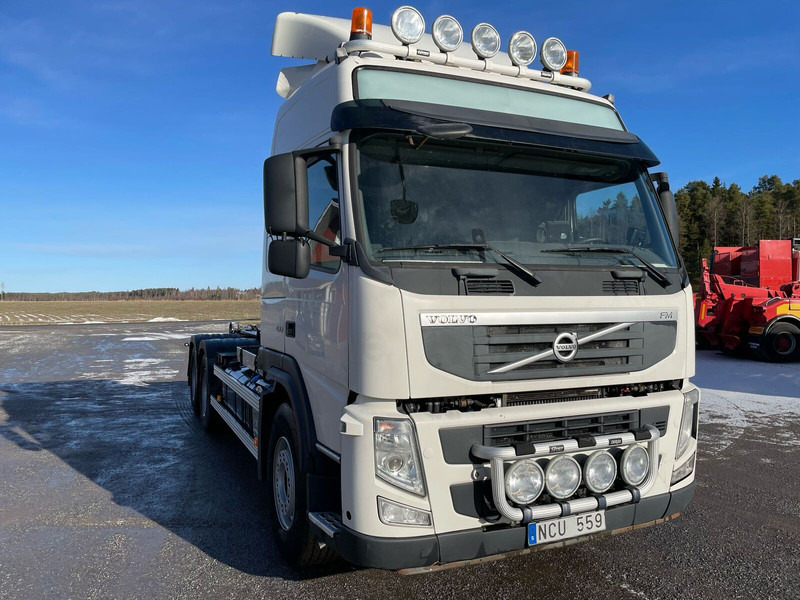 Volvo FM460 Globe 6x4 - Caminhão polibenne: foto 2 Volvo FM460 Globe 6x4 - Caminhão polibenne: foto 2