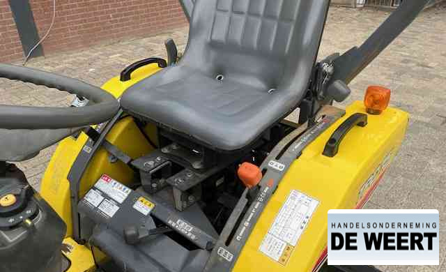 Iseki TPC15 , tpc 15 - Mini trator: foto 5 Iseki TPC15 , tpc 15 - Mini trator: foto 5