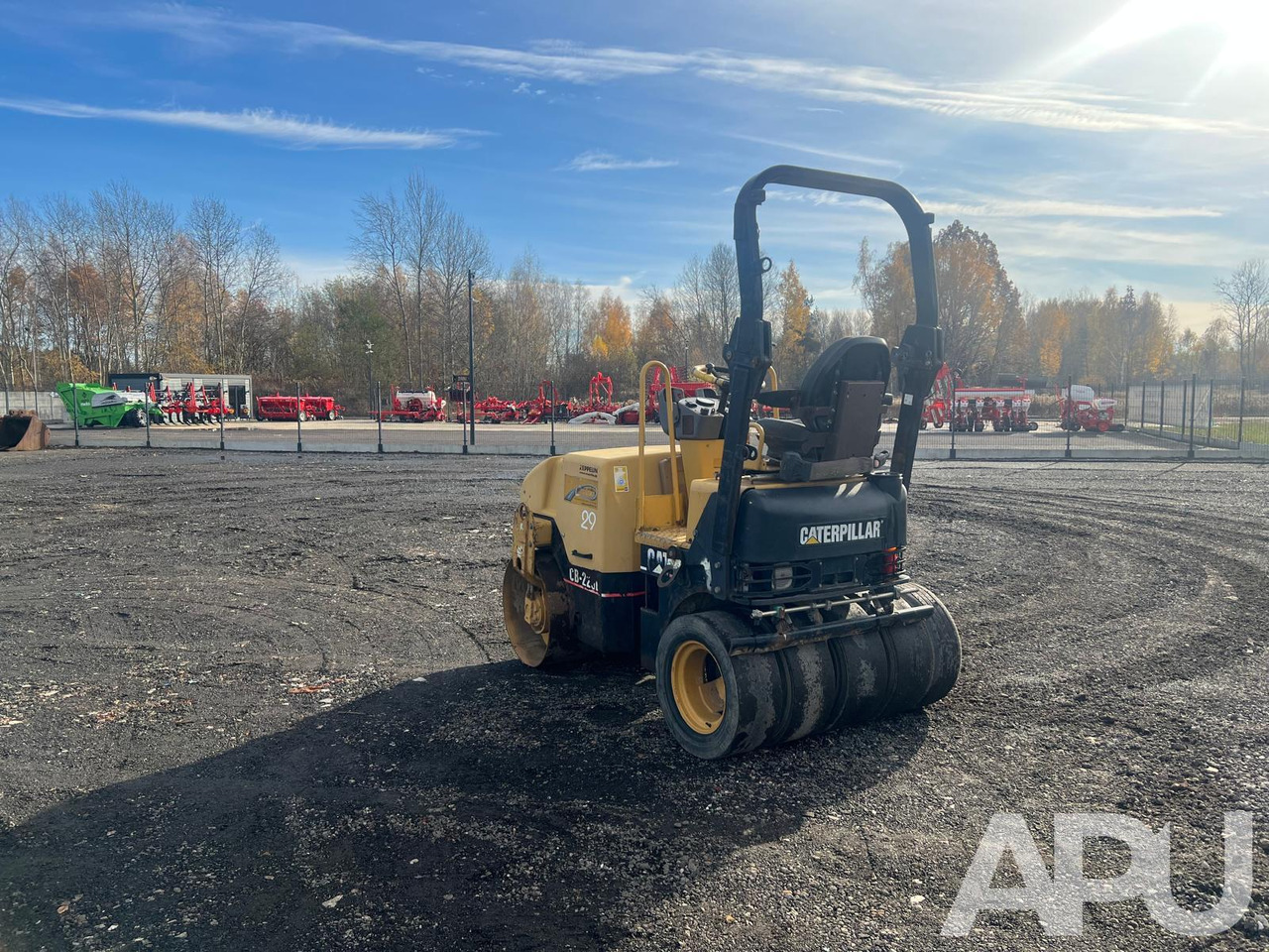 CATERPILLAR CB-225E - Rolo: foto 3 CATERPILLAR CB-225E - Rolo: foto 3