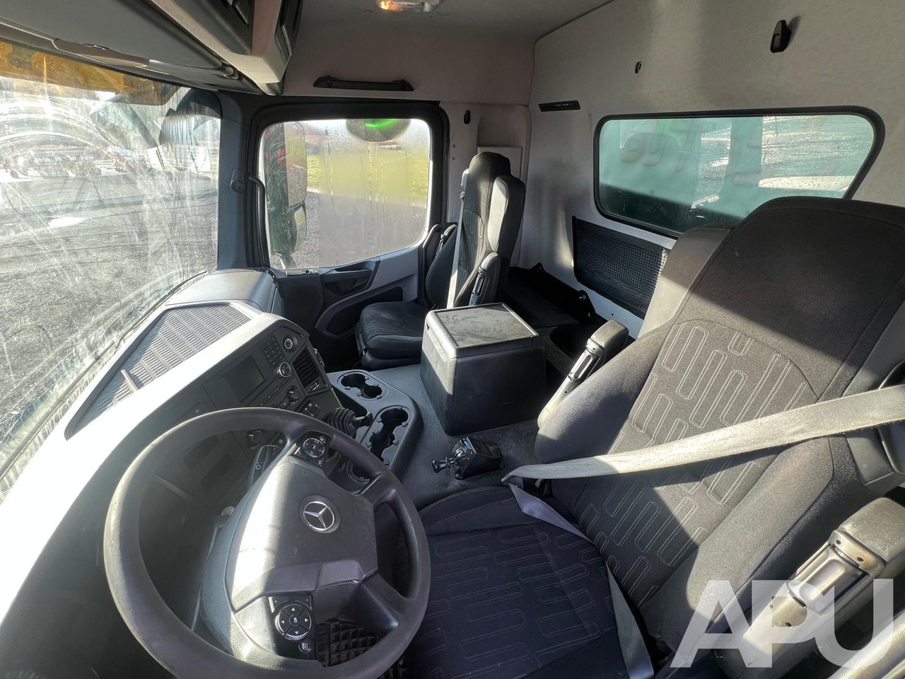 Caminhão basculante Mercedes-Benz AROCS 963-2-A: foto 15