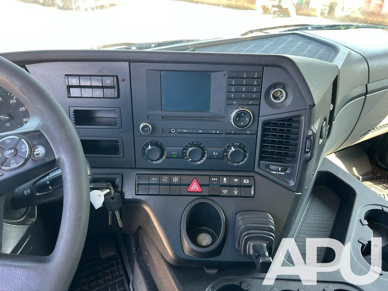 Caminhão basculante Mercedes-Benz AROCS 963-2-A: foto 18