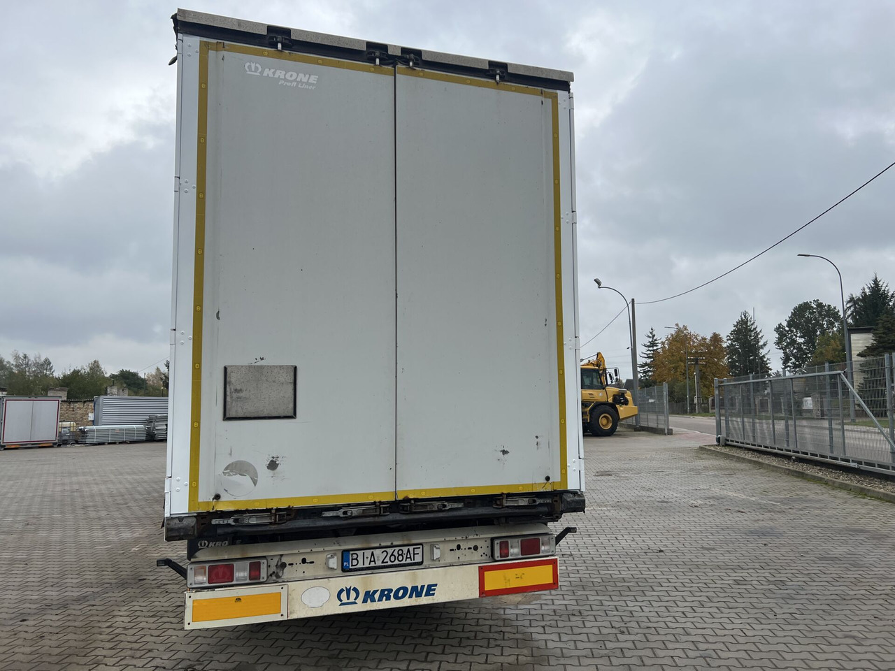 Naczepa ciężarowa KRONE - Semi-reboque de lona: foto 4 Naczepa ciężarowa KRONE - Semi-reboque de lona: foto 4