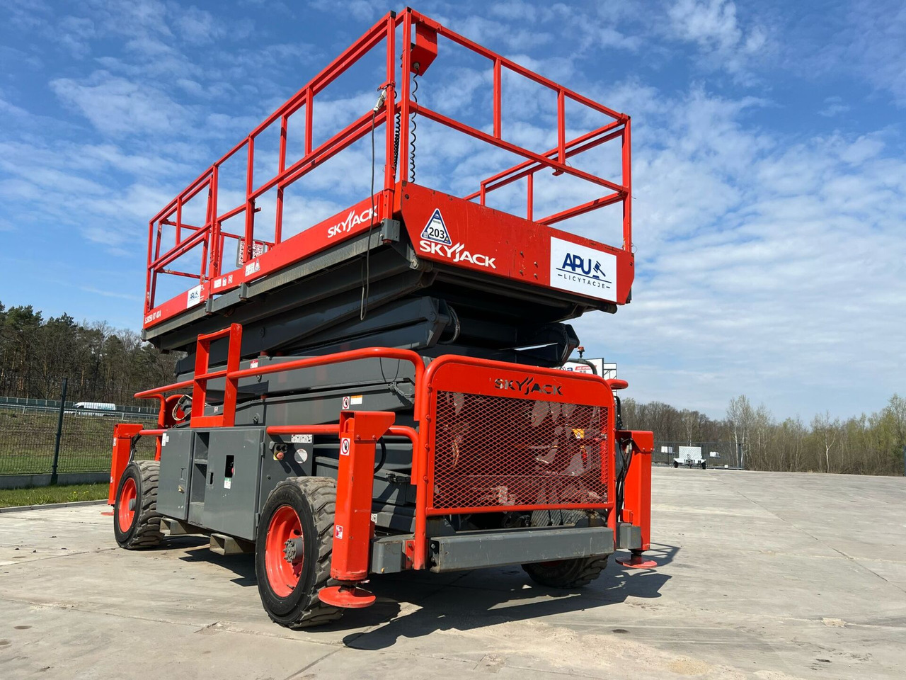 SKYJACK SJ 9250 4×4 - Plataforma de Tijera/ Plataforma de tesoura: foto 3 SKYJACK SJ 9250 4×4 - Plataforma de Tijera/ Plataforma de tesoura: foto 3