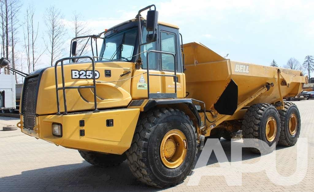 WOZIDŁO Bell ADT B25D 6×6 - Caminhão articulado: foto 1 WOZIDŁO Bell ADT B25D 6×6 - Caminhão articulado: foto 1