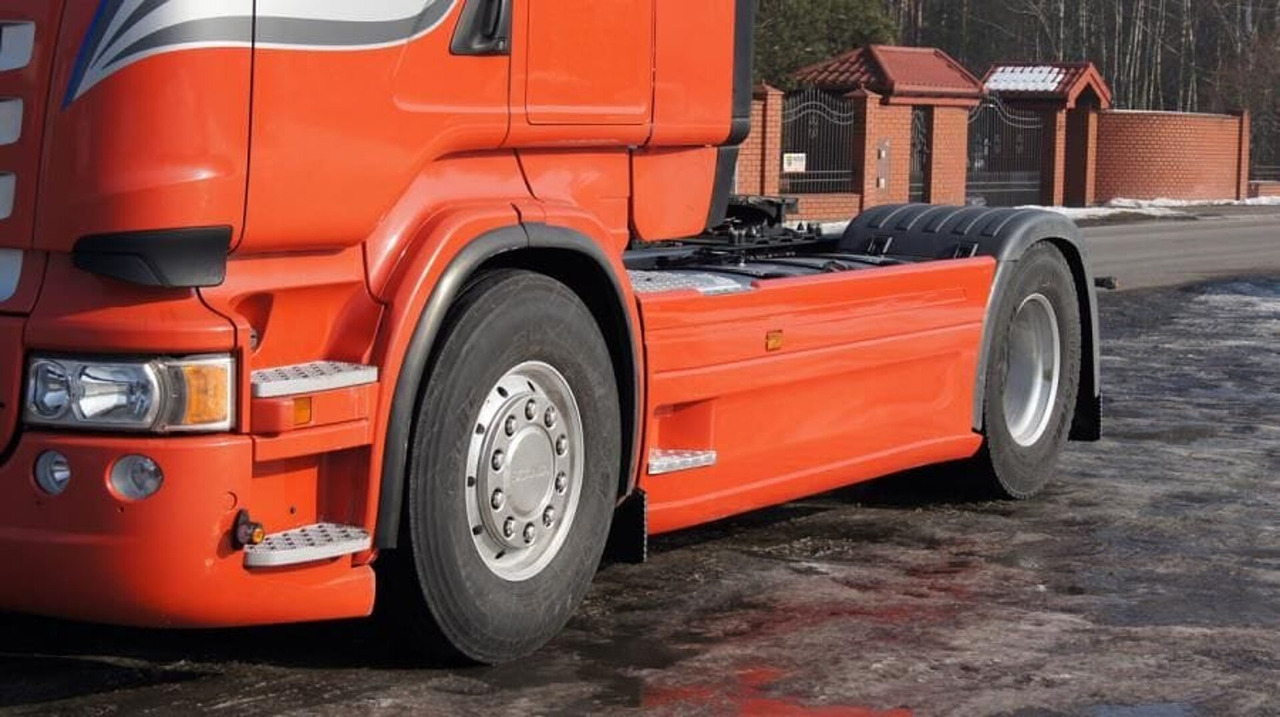 000009 SCANIA R ZIJSKIRT SET WB 3700 EURO 5 NO COLOR => 2013 JAAR - Para-choque de Caminhão: foto 4 000009 SCANIA R ZIJSKIRT SET WB 3700 EURO 5 NO COLOR => 2013 JAAR - Para-choque de Caminhão: foto 4