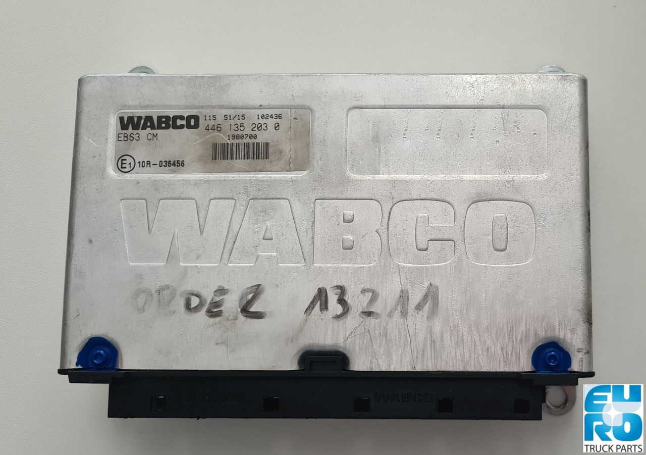 DAF REGELEENHEID RECOND., EBS, WABCO +STATIEGELD 4461352030REC - Válvula de freio de Caminhão: foto 1 DAF REGELEENHEID RECOND., EBS, WABCO +STATIEGELD 4461352030REC - Válvula de freio de Caminhão: foto 1