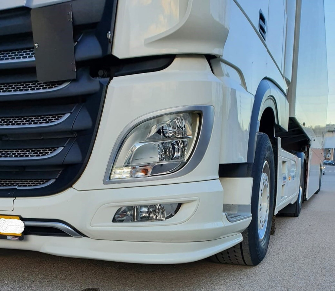 DAF XF 106 ONDER BUMPER SPOILER KLEUR H3279 000049b - Para-choque de Caminhão: foto 2 DAF XF 106 ONDER BUMPER SPOILER KLEUR H3279 000049b - Para-choque de Caminhão: foto 2