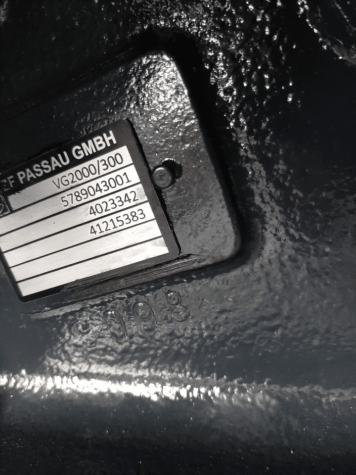 Iveco trakker vg2000 tussenbak Gebruikt ZF - Transmissão de Caminhão: foto 4 Iveco trakker vg2000 tussenbak Gebruikt ZF - Transmissão de Caminhão: foto 4