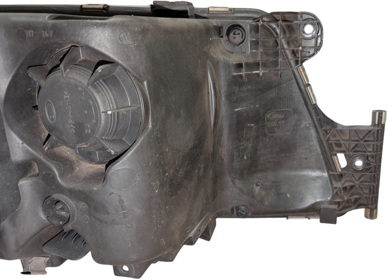 MAN TGX/TGS E6 XENON KOPLAMP GEBRUIKT LINKS 81251016713U - Farol dianteira de Caminhão: foto 3 MAN TGX/TGS E6 XENON KOPLAMP GEBRUIKT LINKS 81251016713U - Farol dianteira de Caminhão: foto 3