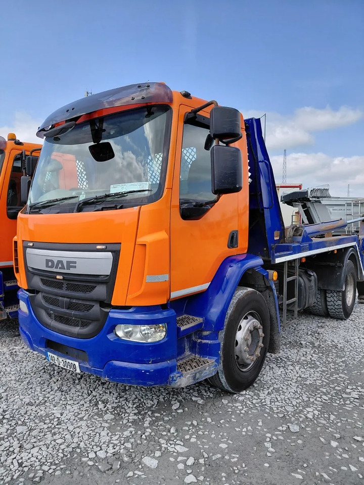 Caminhão multibenne 2014 DAF LF Skip Loader X 2: foto 7