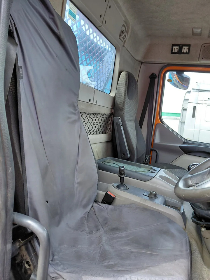 Caminhão multibenne 2014 DAF LF Skip Loader X 2: foto 6