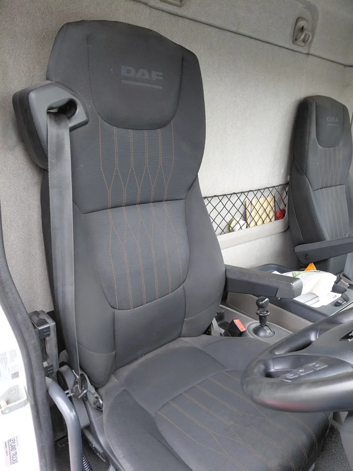 2020 DAF 260 HP AUTO CURTAINSIDER - Caminhão com lona: foto 3 2020 DAF 260 HP AUTO CURTAINSIDER - Caminhão com lona: foto 3