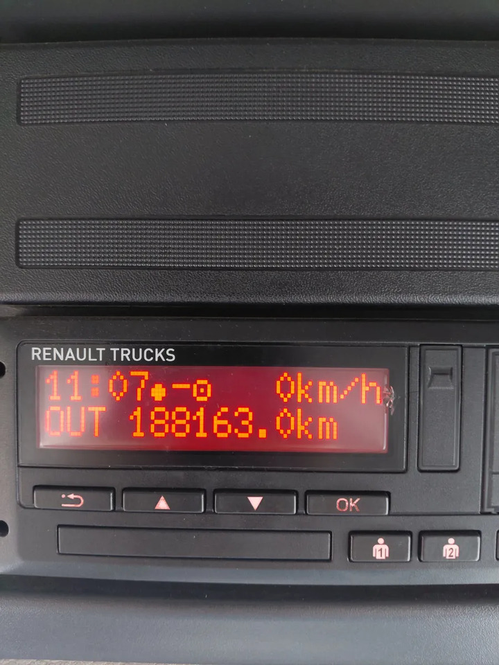 2020 Renault D18 Curtainsider - Caminhão com lona: foto 3 2020 Renault D18 Curtainsider - Caminhão com lona: foto 3