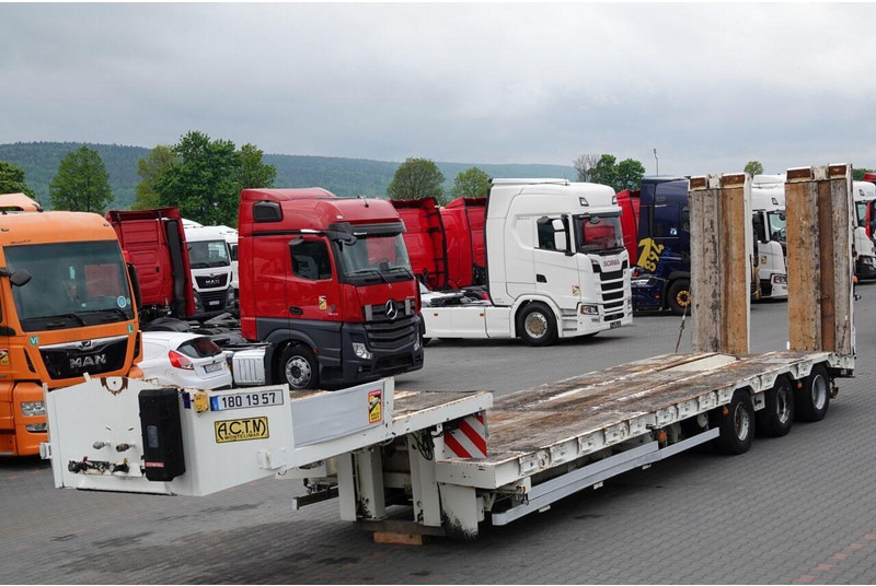 ACTM NACZEPA LAWETA / NISKOPODWOZIOWE / NAJAZDY HYDRAULICZNE / 13,6 M - Semireboque baixa: foto 1 ACTM NACZEPA LAWETA / NISKOPODWOZIOWE / NAJAZDY HYDRAULICZNE / 13,6 M - Semireboque baixa: foto 1