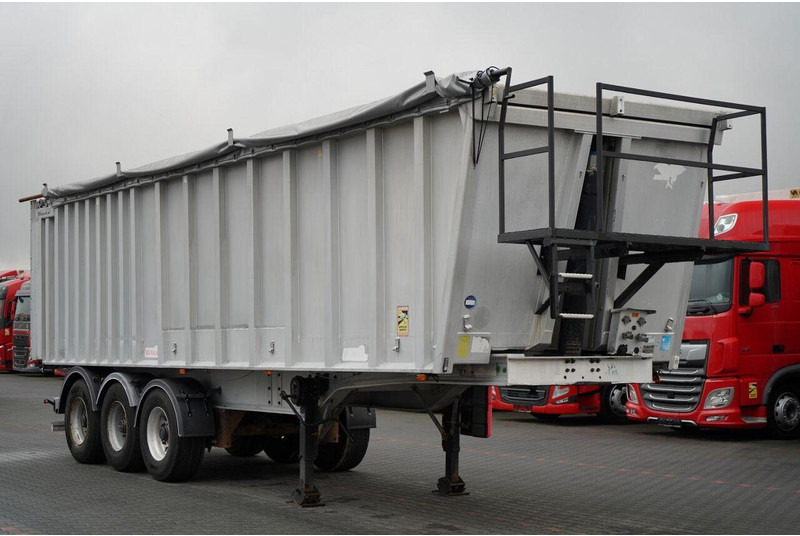 Benalu - Semireboque basculante: foto 1 Benalu - Semireboque basculante: foto 1