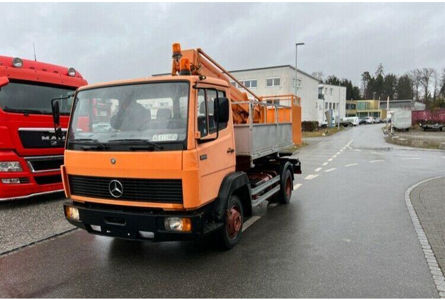 Mercedes-Benz 709 Bucket truck Wumag 14 m - Caminhão, Caminhão grua: foto 1 Mercedes-Benz 709 Bucket truck Wumag 14 m - Caminhão, Caminhão grua: foto 1