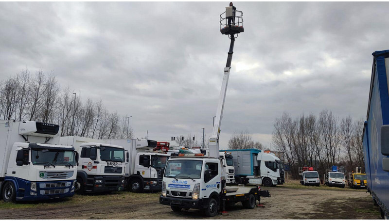 Nissan Cabstar 2,5 tdi - Palfinger P200 TXE - 20m - Caminhão, Caminhão grua: foto 1 Nissan Cabstar 2,5 tdi - Palfinger P200 TXE - 20m - Caminhão, Caminhão grua: foto 1