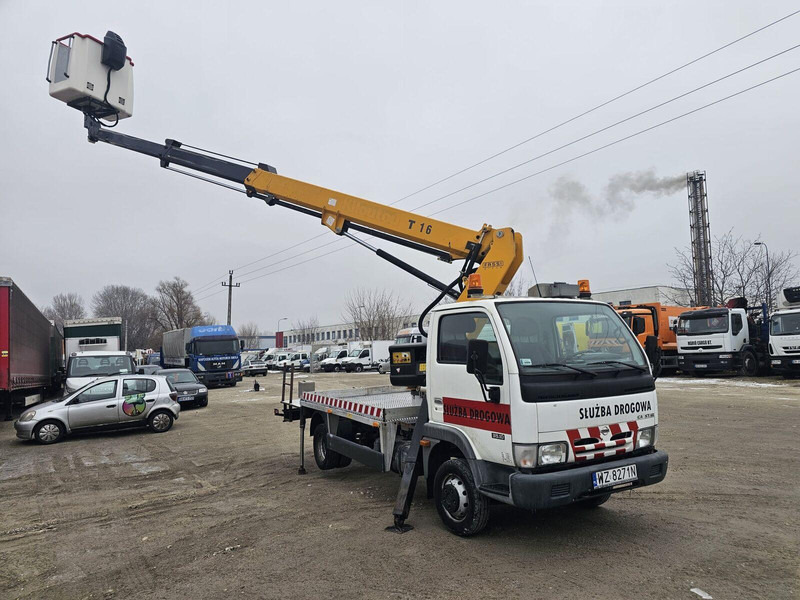 Nissan Cabstar 35.10 - Socage Lifting Basket - 16m - Caminhão, Caminhão grua: foto 1 Nissan Cabstar 35.10 - Socage Lifting Basket - 16m - Caminhão, Caminhão grua: foto 1