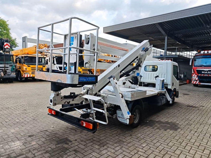 Nissan Cabstar 35.11 - Lifting basket truck - Caminhão, Caminhão grua: foto 3 Nissan Cabstar 35.11 - Lifting basket truck - Caminhão, Caminhão grua: foto 3