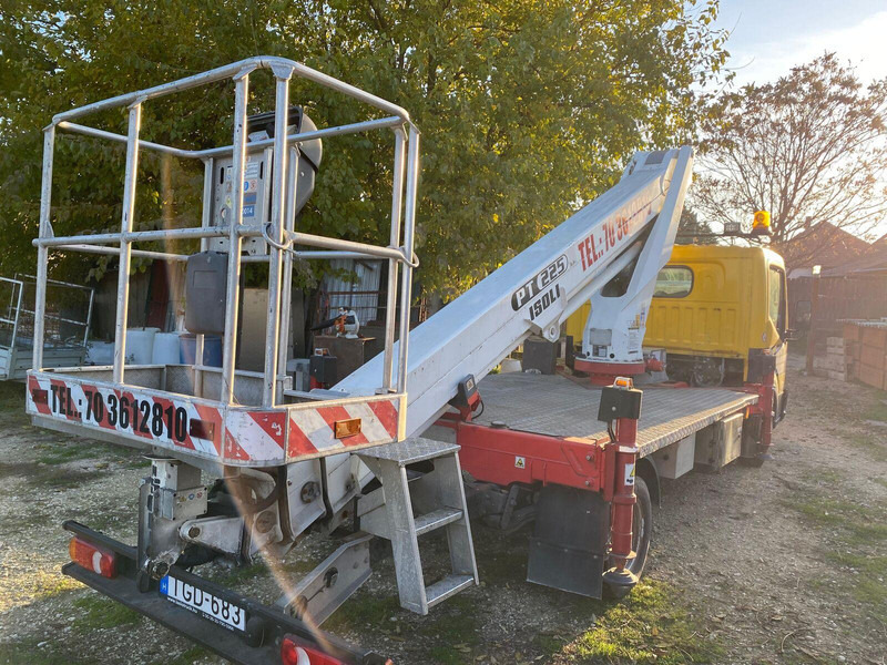 Caminhão, Caminhão grua Nissan Cabstar 35.12 - ISOLI PT 225 aerial working platform 22,5m - 3,5: foto 8 Caminhão, Caminhão grua Nissan Cabstar 35.12 - ISOLI PT 225 aerial working platform 22,5m - 3,5: foto 8