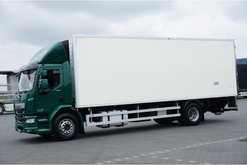 DAF LF / 250 / EURO 6 / CHŁODNIA + WINDA / MULTITEMPERATURA - Caminhão frigorífico: foto 3 DAF LF / 250 / EURO 6 / CHŁODNIA + WINDA / MULTITEMPERATURA - Caminhão frigorífico: foto 3