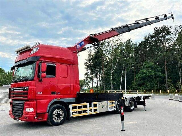 DAF XF 105 6x2 HMF 4020 EURO 5 KRAN CRANE - Camião de caixa aberta/ Plataforma, Caminhão grua: foto 1 DAF XF 105 6x2 HMF 4020 EURO 5 KRAN CRANE - Camião de caixa aberta/ Plataforma, Caminhão grua: foto 1