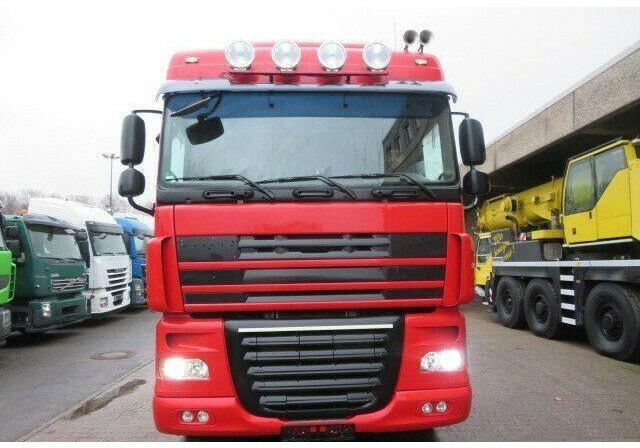 DAF XF105.410 6x2 Container + Crane - Caminhão multibenne: foto 2 DAF XF105.410 6x2 Container + Crane - Caminhão multibenne: foto 2