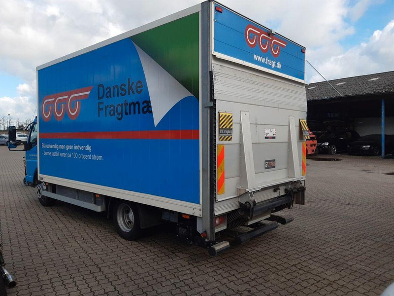 FUSO E CANTER 7C18 E 4X2 - Caminhão furgão: foto 4 FUSO E CANTER 7C18 E 4X2 - Caminhão furgão: foto 4