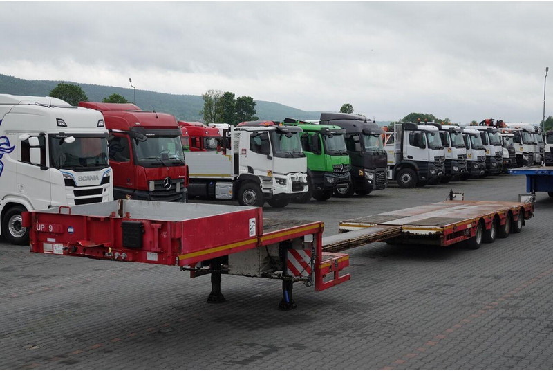 Faymonville NISKOPODWOZIE / STN-4AX / ROZCIĄGANA / 4 OSIE / OSIE SKRĘTNE / L - Semireboque baixa: foto 1 Faymonville NISKOPODWOZIE / STN-4AX / ROZCIĄGANA / 4 OSIE / OSIE SKRĘTNE / L - Semireboque baixa: foto 1