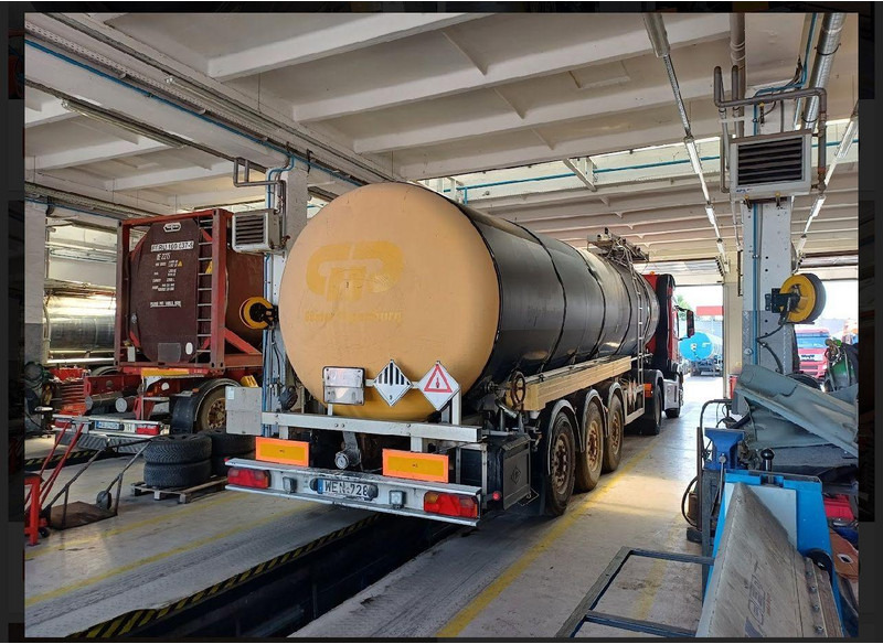 Feldbinder TSA 30.3-1 Kammers bitumen - Semirreboque tanque: foto 4 Feldbinder TSA 30.3-1 Kammers bitumen - Semirreboque tanque: foto 4