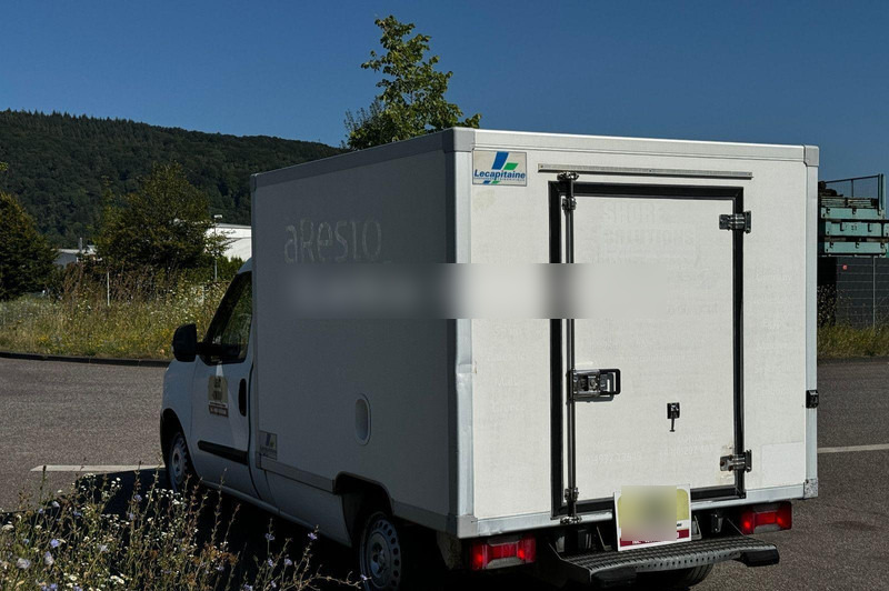 Fiat Doblò Multijet 1,6 Mit Relec Froid TR32 Bis-22°C - Carrinha frigorífica: foto 5 Fiat Doblò Multijet 1,6 Mit Relec Froid TR32 Bis-22°C - Carrinha frigorífica: foto 5