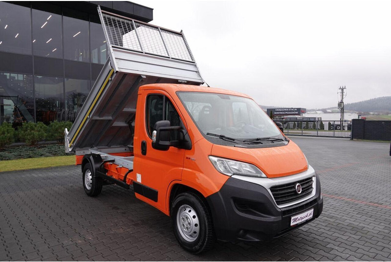 Fiat Ducato / 2.3D / WYWROTKA 3,2M ALUMINIOWA / KLIMA / 70 TYS KM PR - Furgão basculante: foto 4 Fiat Ducato / 2.3D / WYWROTKA 3,2M ALUMINIOWA / KLIMA / 70 TYS KM PR - Furgão basculante: foto 4