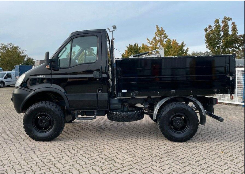 Iveco 35S17 W 4x4 Flatbed - Furgão caixa aberta: foto 3 Iveco 35S17 W 4x4 Flatbed - Furgão caixa aberta: foto 3