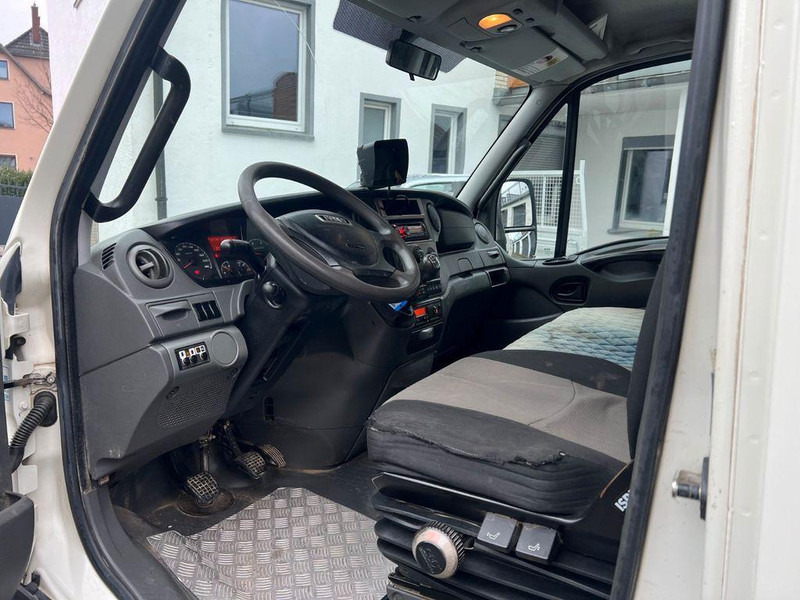 Caminhão basculante Iveco 70C17 3 way tipper: foto 6