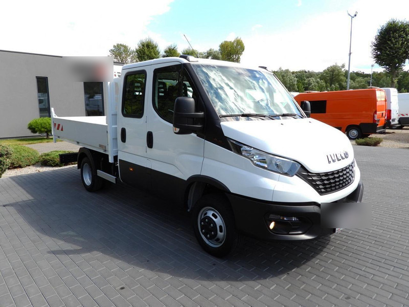 Iveco DAILY 35C16 WYWROTKA PODWÓJNA KABINA DOKA 6 MIEJSC TEMPOMAT NAWI - Furgão basculante: foto 4 Iveco DAILY 35C16 WYWROTKA PODWÓJNA KABINA DOKA 6 MIEJSC TEMPOMAT NAWI - Furgão basculante: foto 4