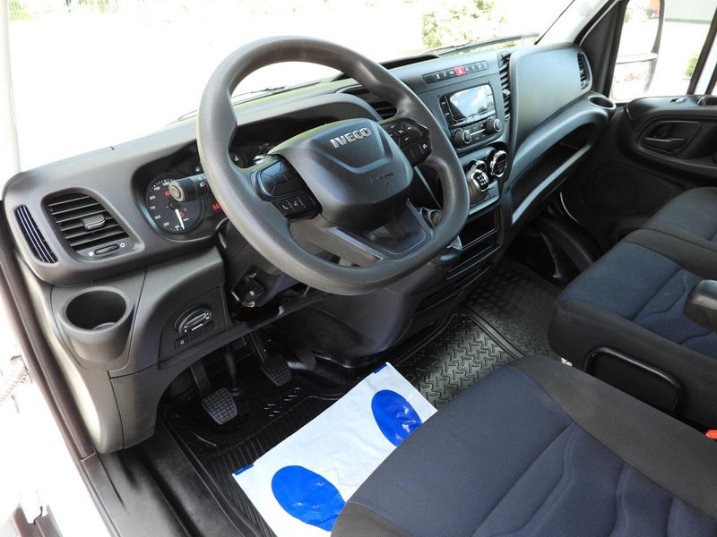 Iveco DAILY 35S14 SKRZYNIA PODWÓJNA KABINA DOKA 7 MIEJSC TEMPOMAT KLIM - Furgão caixa aberta, Carrinha cabine dupla: foto 2 Iveco DAILY 35S14 SKRZYNIA PODWÓJNA KABINA DOKA 7 MIEJSC TEMPOMAT KLIM - Furgão caixa aberta, Carrinha cabine dupla: foto 2