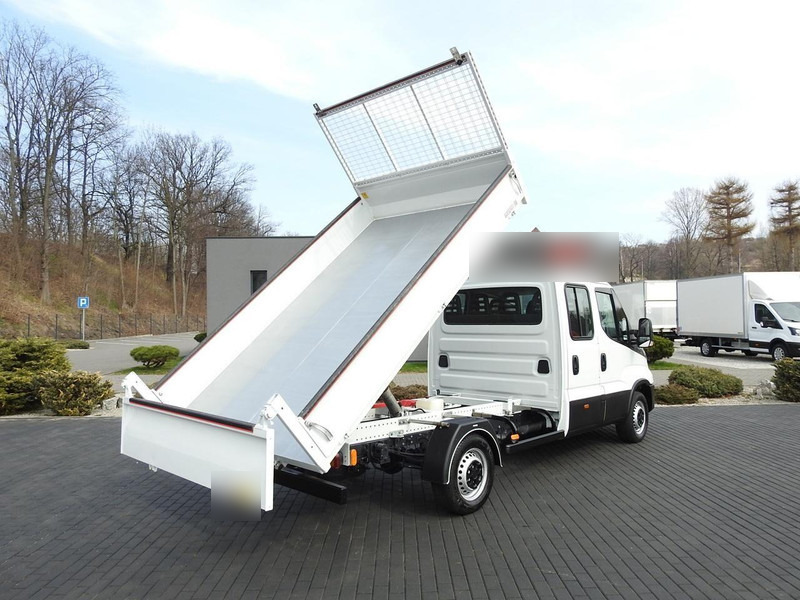 Iveco DAILY 35S14 WYWROTKA PODWÓJNA KABINA DOKA 7 MIEJSC TEMPOMAT KLIM - Furgão basculante: foto 3 Iveco DAILY 35S14 WYWROTKA PODWÓJNA KABINA DOKA 7 MIEJSC TEMPOMAT KLIM - Furgão basculante: foto 3