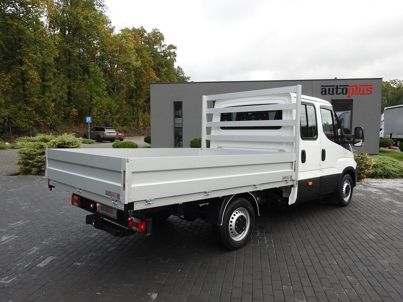 Iveco DAILY 35S15 SKRZYNIA PODWÓJNA KABINA DOKA 7 MIEJSC KLIMATYZACJA - Furgão caixa aberta: foto 3 Iveco DAILY 35S15 SKRZYNIA PODWÓJNA KABINA DOKA 7 MIEJSC KLIMATYZACJA - Furgão caixa aberta: foto 3