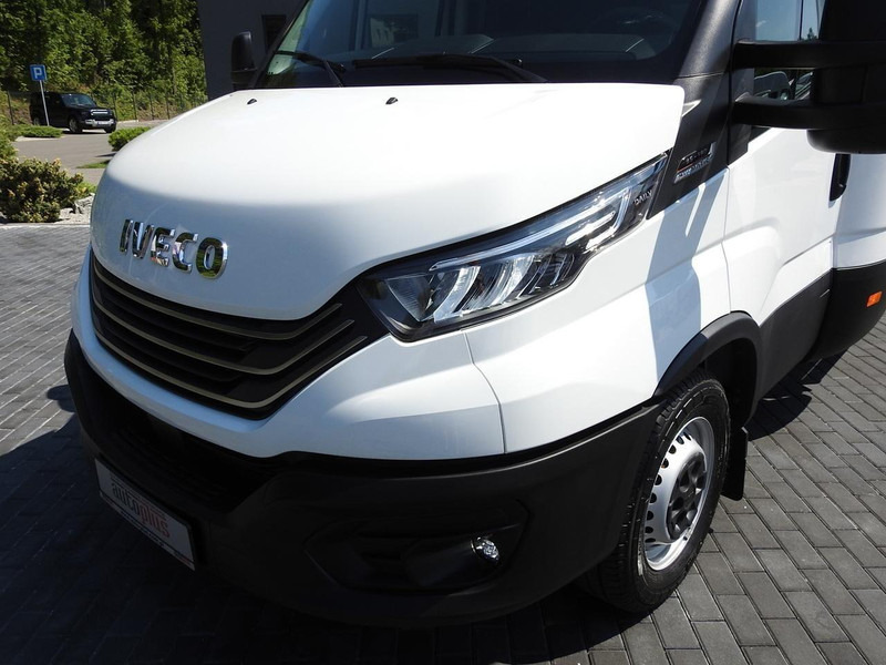 Furgão de toldo nuevo Iveco DAILY 35S18 NOWY PLANDEKA 8 PALET TEMPOMAT NAWIGACJA LEDY AUTOMA: foto 20 Furgão de toldo nuevo Iveco DAILY 35S18 NOWY PLANDEKA 8 PALET TEMPOMAT NAWIGACJA LEDY AUTOMA: foto 20