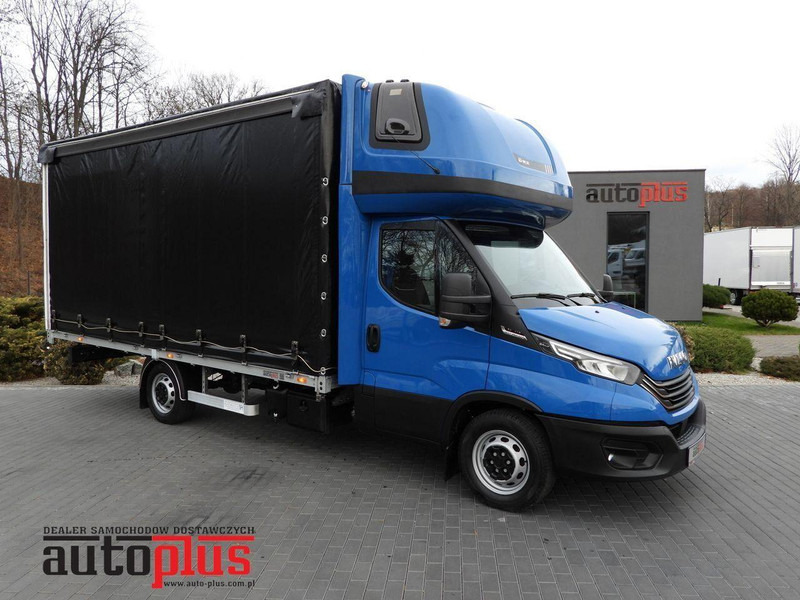Iveco DAILY 35S21 PLANDEKA 10 PALET WEBASTO TEMPOMAT NAWIGACJA LEDY AU - Furgão de toldo: foto 1 Iveco DAILY 35S21 PLANDEKA 10 PALET WEBASTO TEMPOMAT NAWIGACJA LEDY AU - Furgão de toldo: foto 1