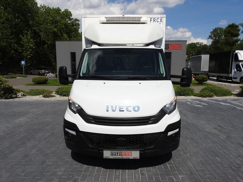 Iveco DAILY 50C15 CHŁODNIA KONTENER -5*C ZASILANIE 230V KLIMATYZACJA B - Carrinha frigorífica: foto 5 Iveco DAILY 50C15 CHŁODNIA KONTENER -5*C ZASILANIE 230V KLIMATYZACJA B - Carrinha frigorífica: foto 5