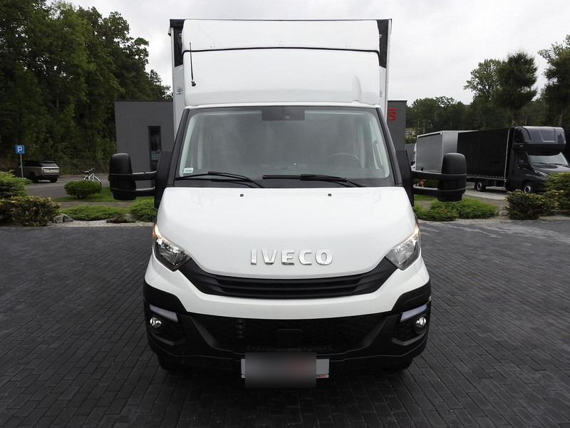 Iveco DAILY 70C18 PLANDEKA WINDA 12 PALET WEBASTO TEMPOMAT BLIŹNIACZE - Furgão de toldo: foto 5 Iveco DAILY 70C18 PLANDEKA WINDA 12 PALET WEBASTO TEMPOMAT BLIŹNIACZE - Furgão de toldo: foto 5